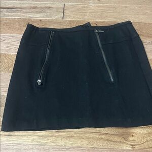 Kenar Black Mini Skirt with Zipper Accents